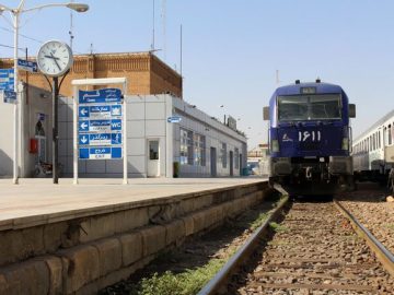 ساماندهی وضعیت موجود راه آهن استان قم و طرح های توسعه تا افق ۱۳۹۵ (۱)